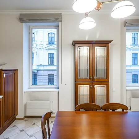 Luxury In The Embassy Quarter Appartement *
