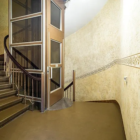 Luxury In The Embassy Quarter Appartamento *
