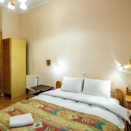 Luxury In The Embassy Quarter *