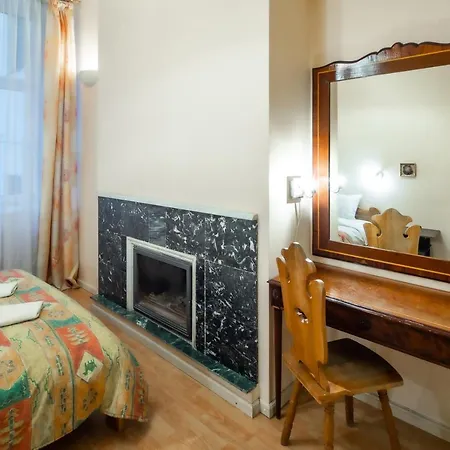 Luxury In The Embassy Quarter Appartamento Riga