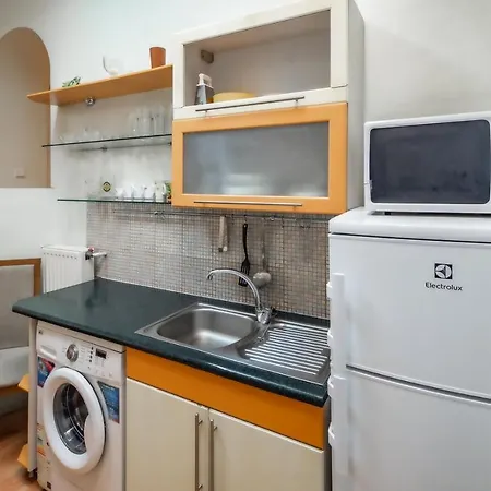 Luxury In The Embassy Quarter *